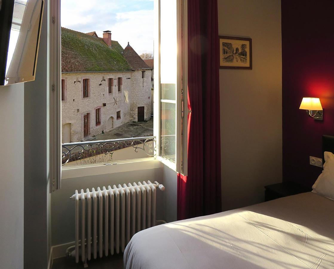 Hotel Le Dormeux Mehun-sur-Yevre Luaran gambar