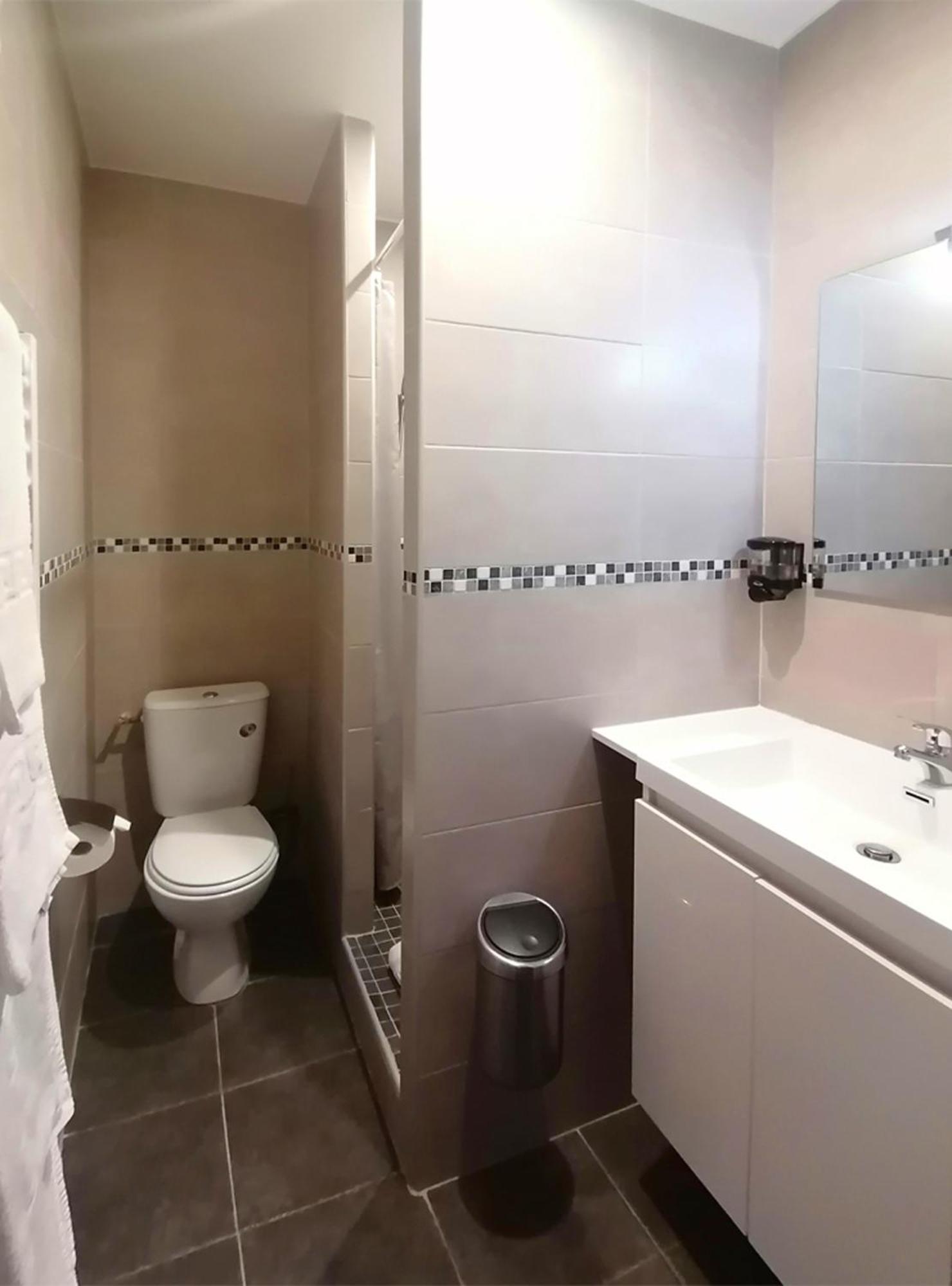Hotel Le Dormeux Mehun-sur-Yevre Luaran gambar