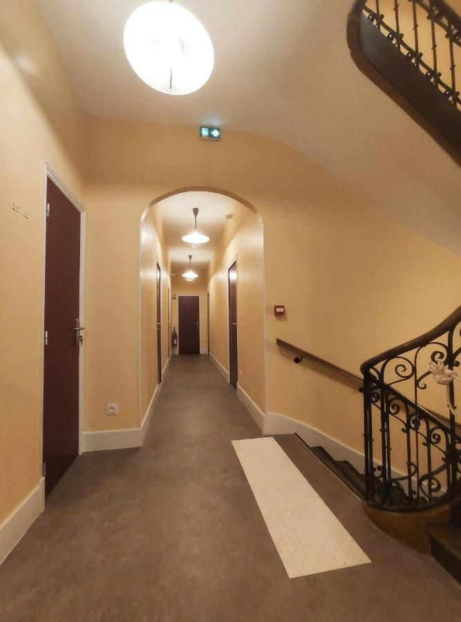 Hotel Le Dormeux Mehun-sur-Yevre Luaran gambar